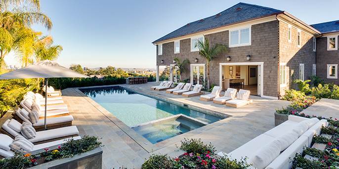 See all of L.A. from breathtaking Pacific Palisades estate